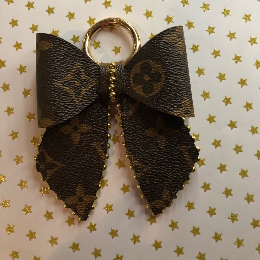 Large studded keychain bow